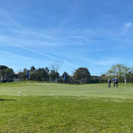 別荘 For 6 People And Golf Course 5 Minutes Away *